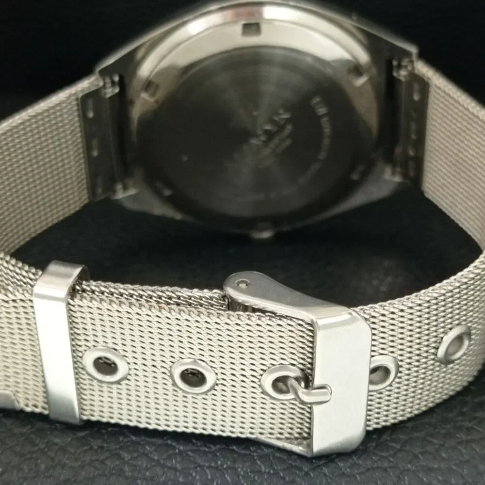 Vintage 1970 Allwyn Manual Mens Silver Watch W/Metal Strap & Silver accents